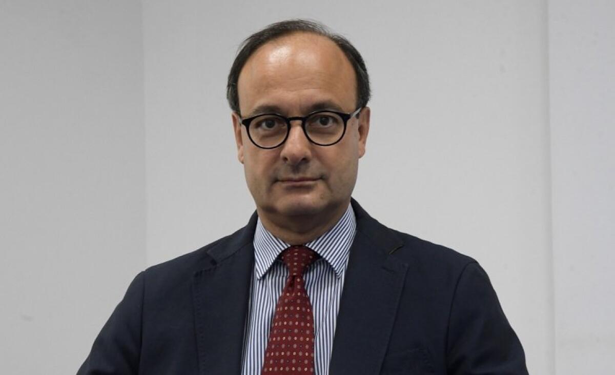 Giannelli (ANP): "Oltre al personale scolastico, serve anche l'obbligo di vaccino per gli studenti che possono farlo" -