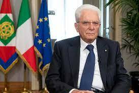 Sergio Mattarella è un politico, giurista, accademico e avvocato italiano, 12º presidente della Repubblica Italiana dal 3 febbraio 2015.