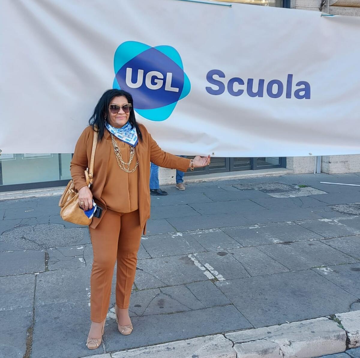 Cuzzupi: Scuola, un dicastero che non gratifica i propri dipendenti! - 