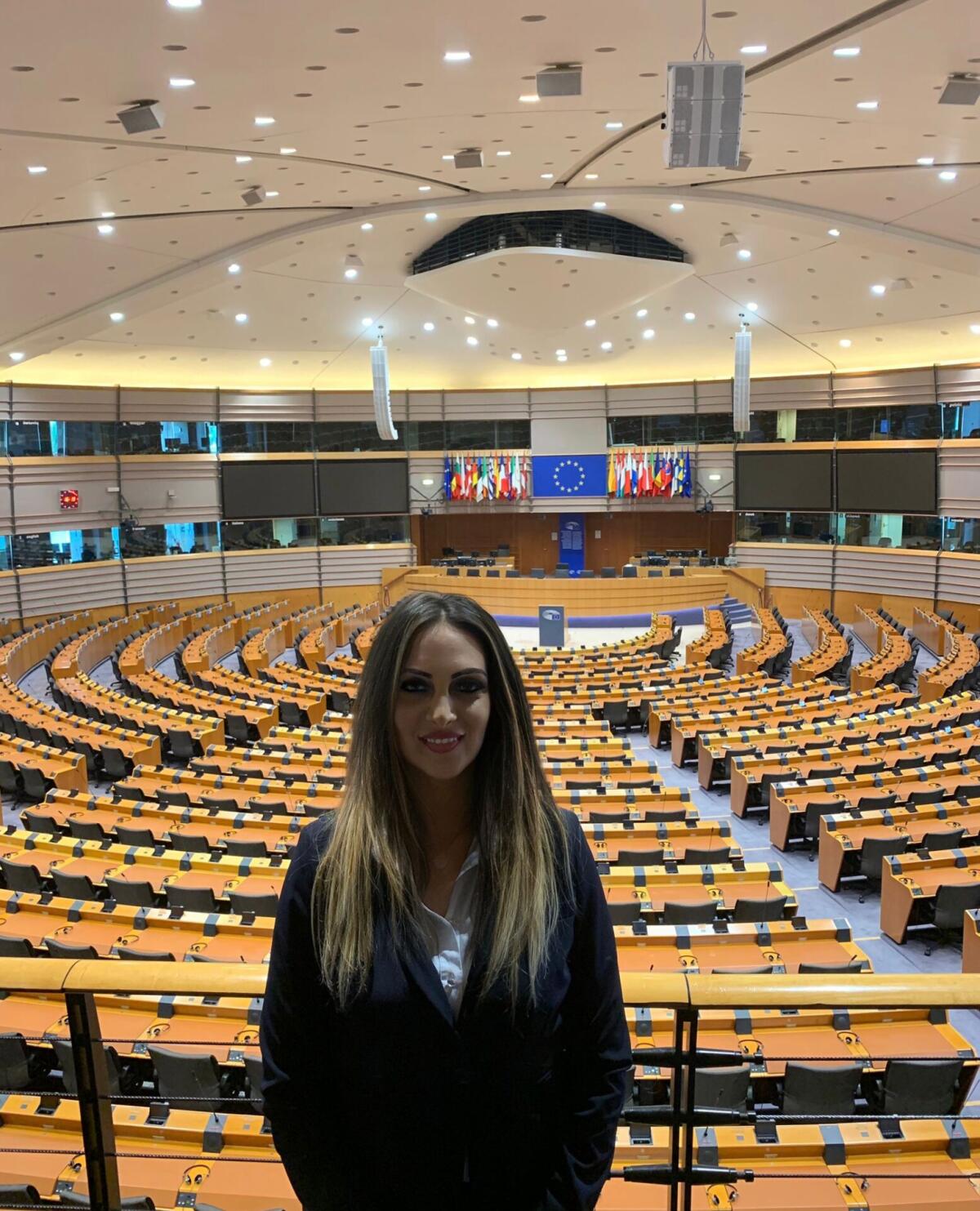 Martucci (Fdi) agli Europarlamentari: "Si ripristini la trasparenza e la meritocrazia per tutte le procedure concorsuali che riguardano il mondo della scuola" - 