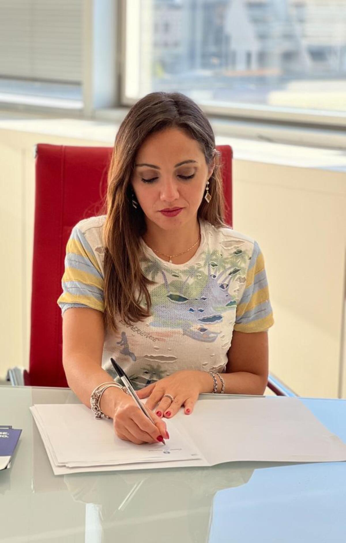 Flora Frate (IV), assunto impegno politico per l’aumento della quota dei posti di ruolo degli insegnanti di religione cattolica IRC - 