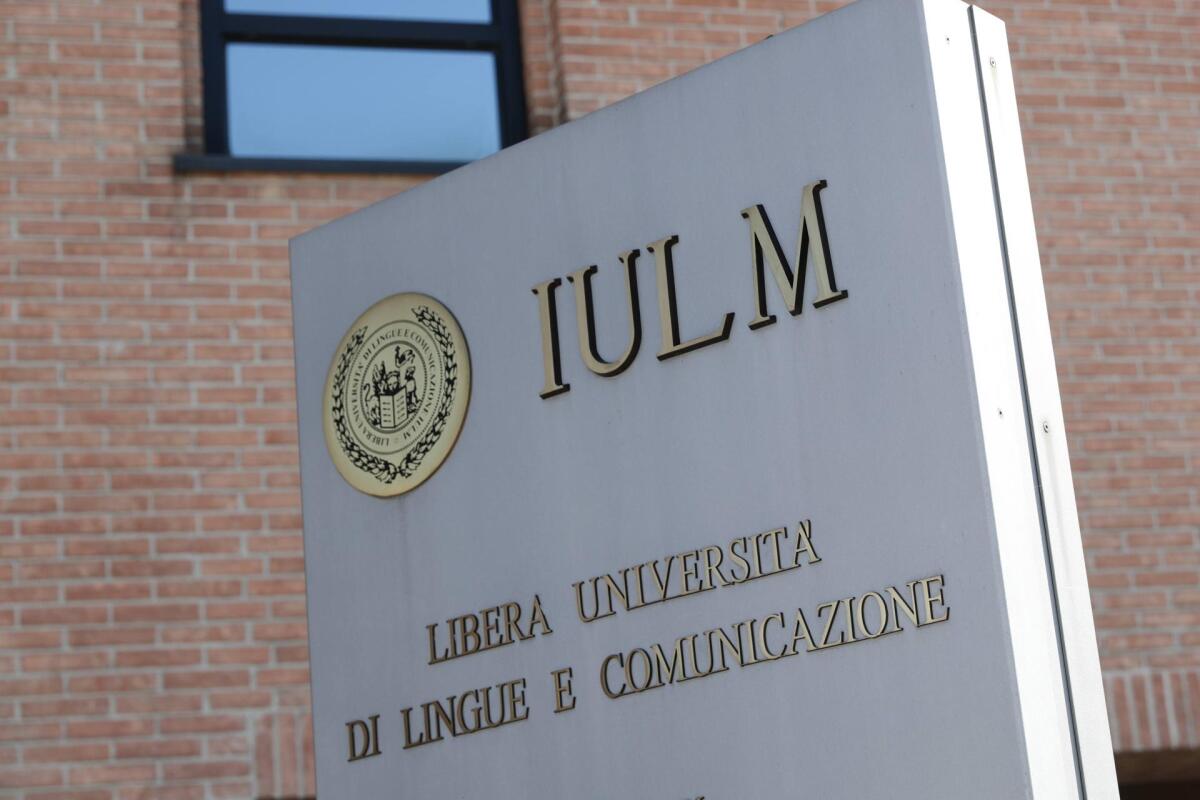 Milano, studentessa di 19 anni trovata morta all'Università Iulm: intervento del CNDDU - 