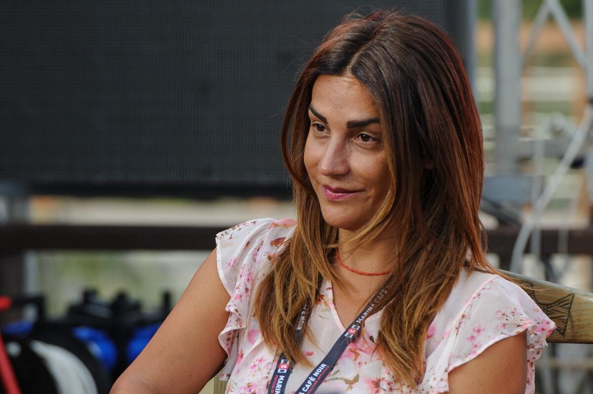 Viola Ardone è un’insegnante napoletana, e, prima ancora, una delle migliori scrittrici della sua generazione -