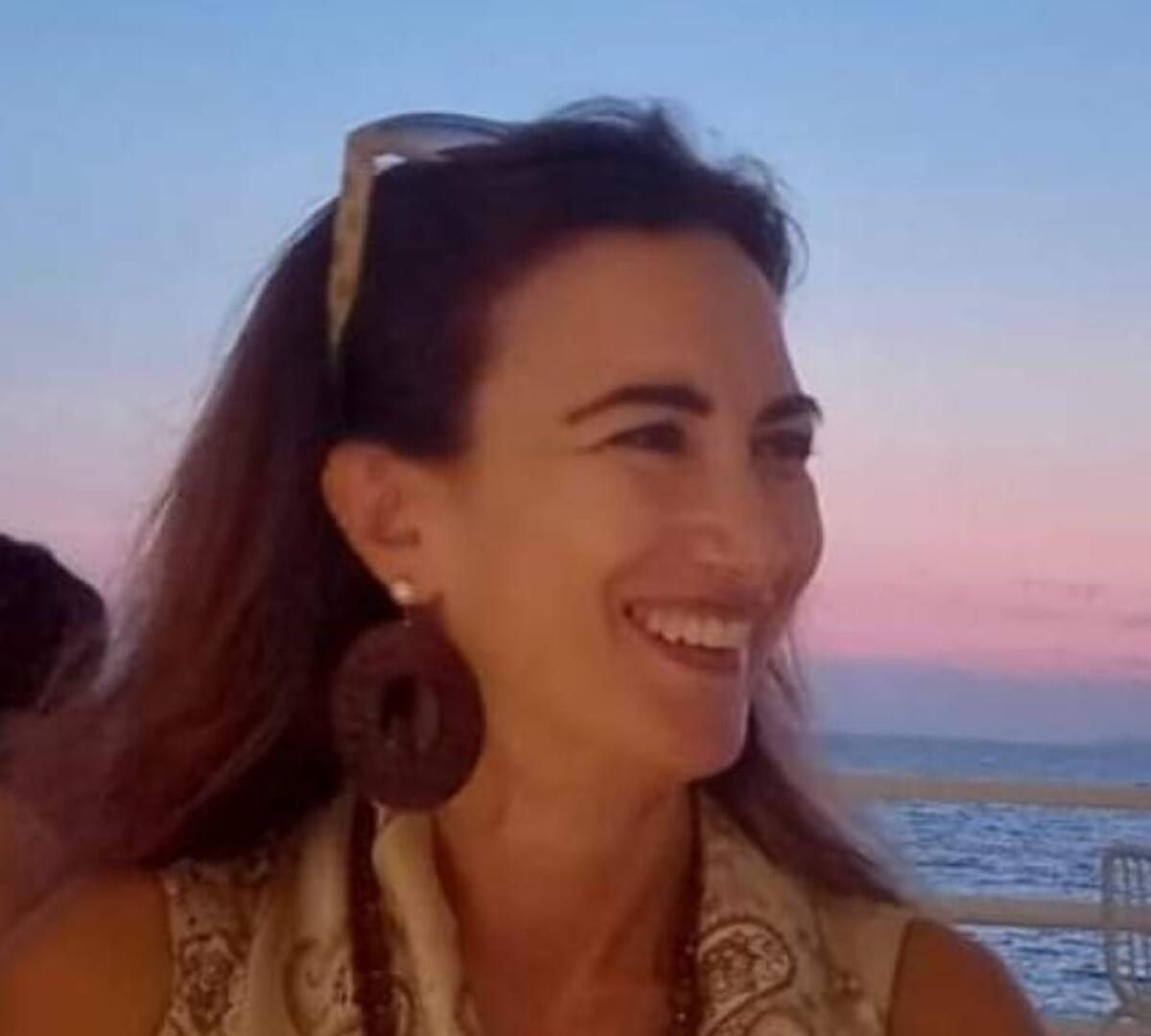Intervista esclusiva alla prof.ssa Valeria Longobardi RSU Flc Cgil del Liceo Classico Plinio Seniore di Castellammare di Stabia dove una docente è stata aggredita dalla madre di un'alunna -