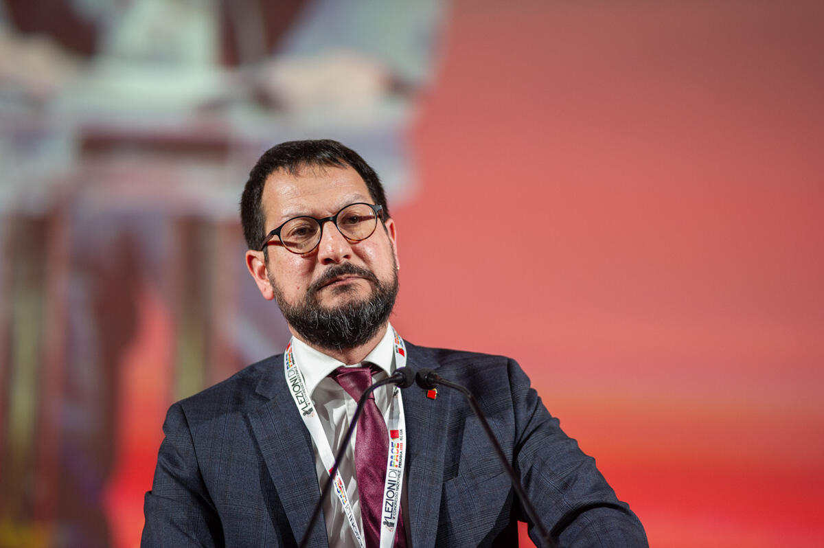Scuola. Contratto, Sinopoli (FLC CGIL): "Estendere i permessi retribuiti al personale precario della scuola” -