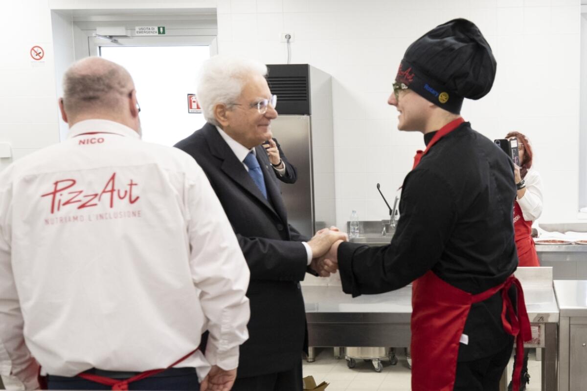 Visita del Presidente della Repubblica Sergio Mattarella a Monza al nuovo ristorante “PizzAut”, in occasione della Giornata mondiale per la consapevolezza sull’autismo - 