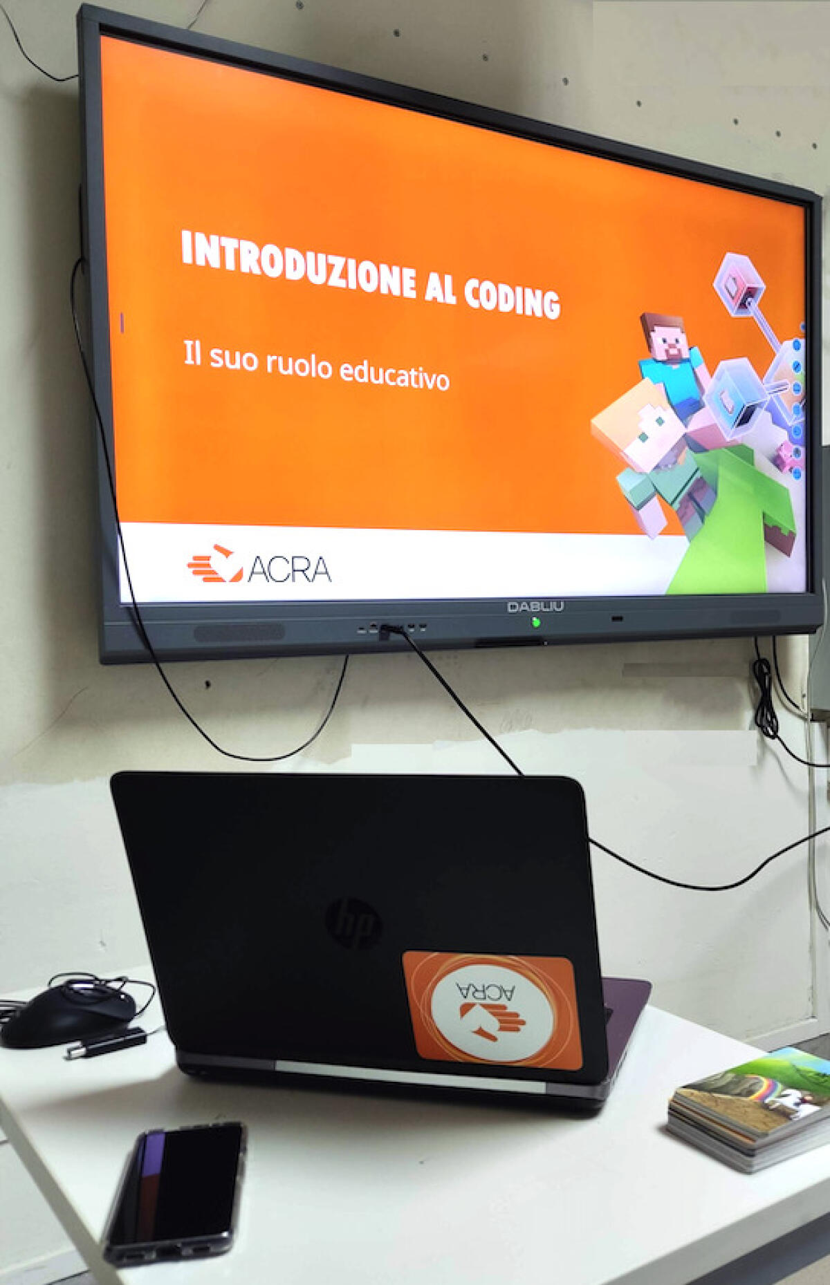 ACRAe STMicroeletronics Foundation rafforzano le competenze STEM di alunni e insegnanti con il coding - 
