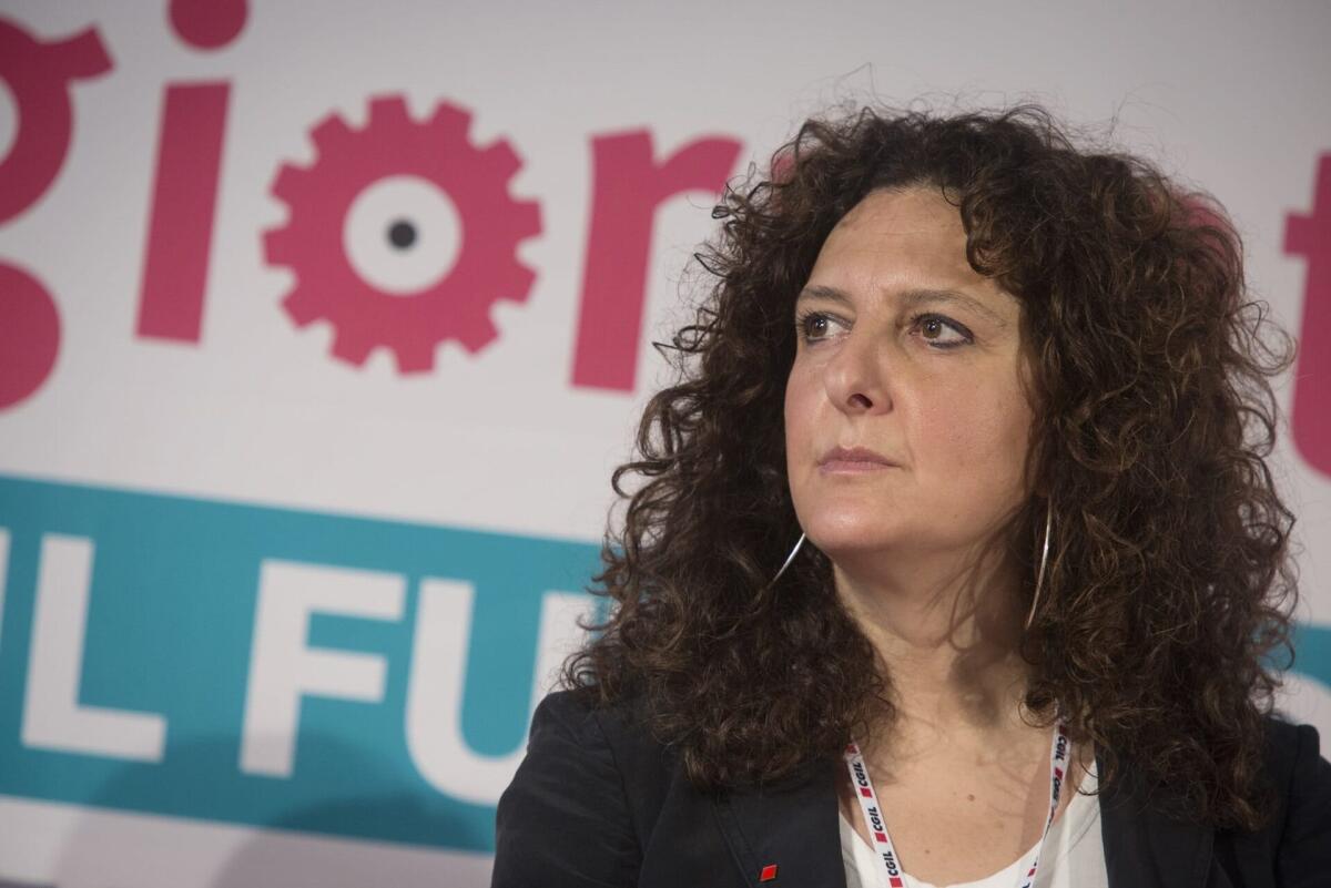 È Gianna Fracassi, la prima donna eletta alla segreteria generale della FLC CGIL, si attesta alla guida col 95% dei voti - 