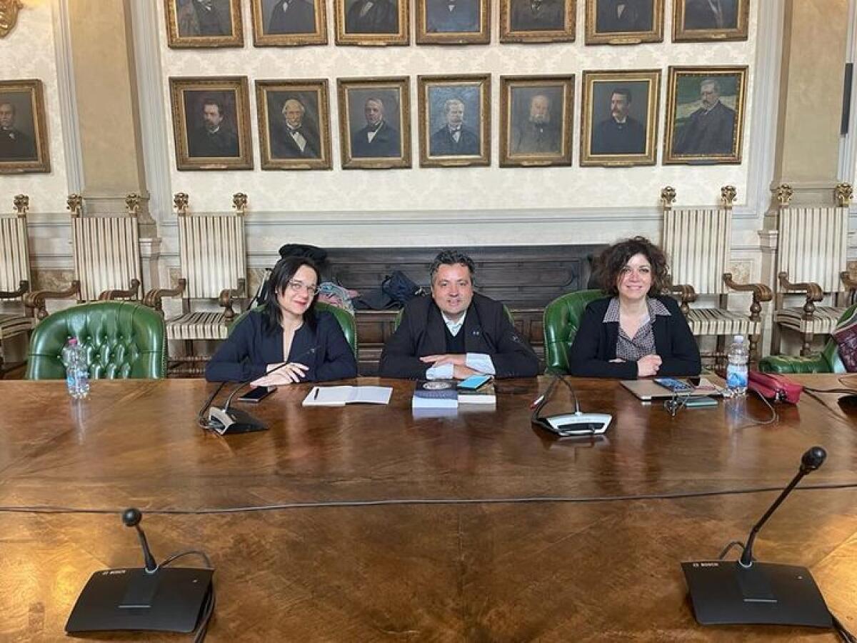 Scuola, precariato, reclutamento: quasi 100 mila assunzioni in ruolo (uno su cinque su sostegno), 56 mila posti extra Pnrr e 35 mila da Pnrr (concorso straordinario ter) - 