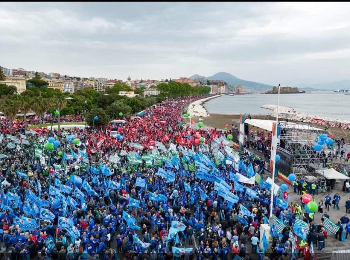 "La piazza c'era. Ora tocca al Governo cambiare registro". Intervista a Roberta Vannini (UIL Scuola RUA Campania) - 