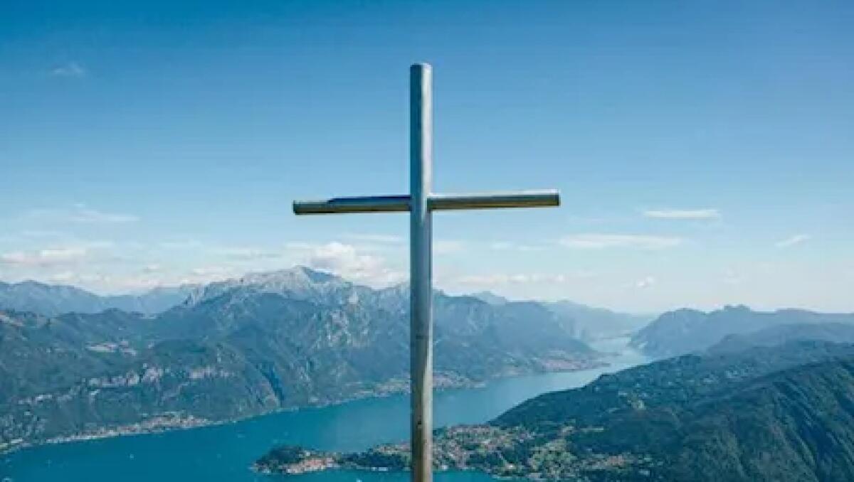 Montagna, Frassinetti (FdI): “Eliminare croci da cime montane proposta insensata del CAI" - 