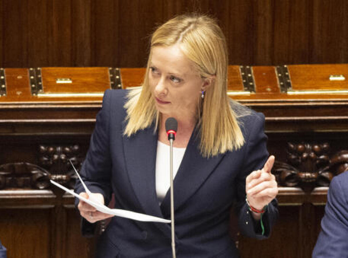 Piena solidarietà al Presidente del Consiglio. Giorgia Meloni, per le minacce ricevute - Italian Prime Minister Giorgia Meloni at the Chamber of Deputies for a confidence vote on new government in Rome, Italy, 25 October 2022. ANSA/FILIPPO ATTILI/US PALAZZO CHIGI +++ NO SALES, EDITORIAL USE ONLY +++ NPK +++