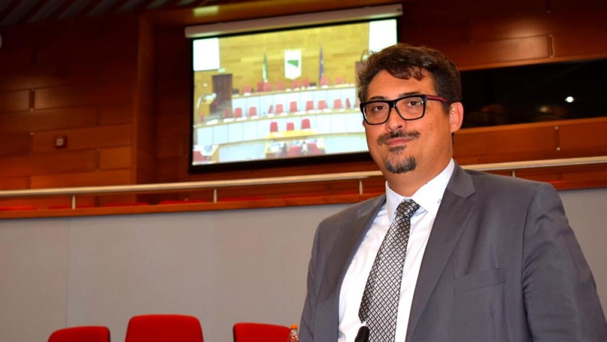 Flop "chiamate veloci". Intervista a Stefano Caliandro (PD): a rischio la qualità dell' Istruzione in Emilia-Romagna - 