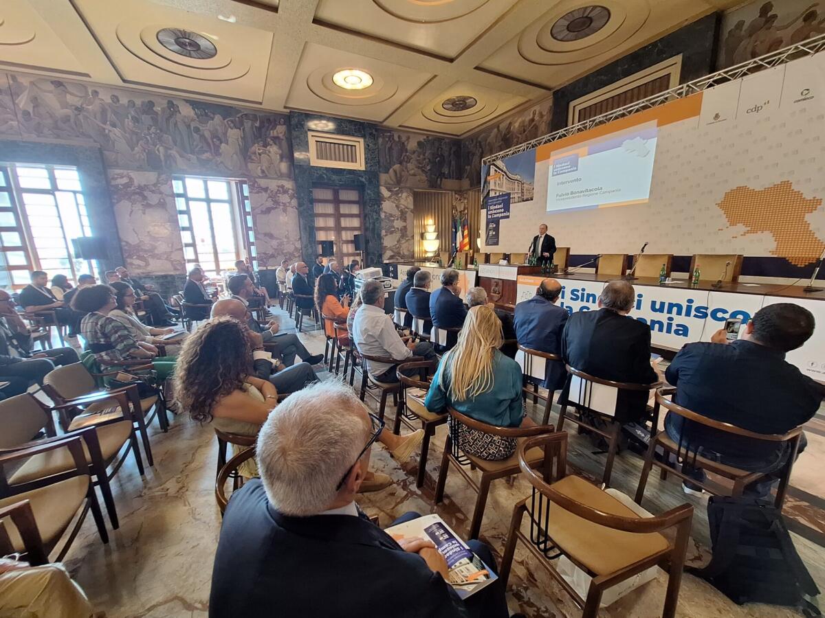 Assemblea regionale Anci Campania: "I Sindaci uniscono la Campania" -