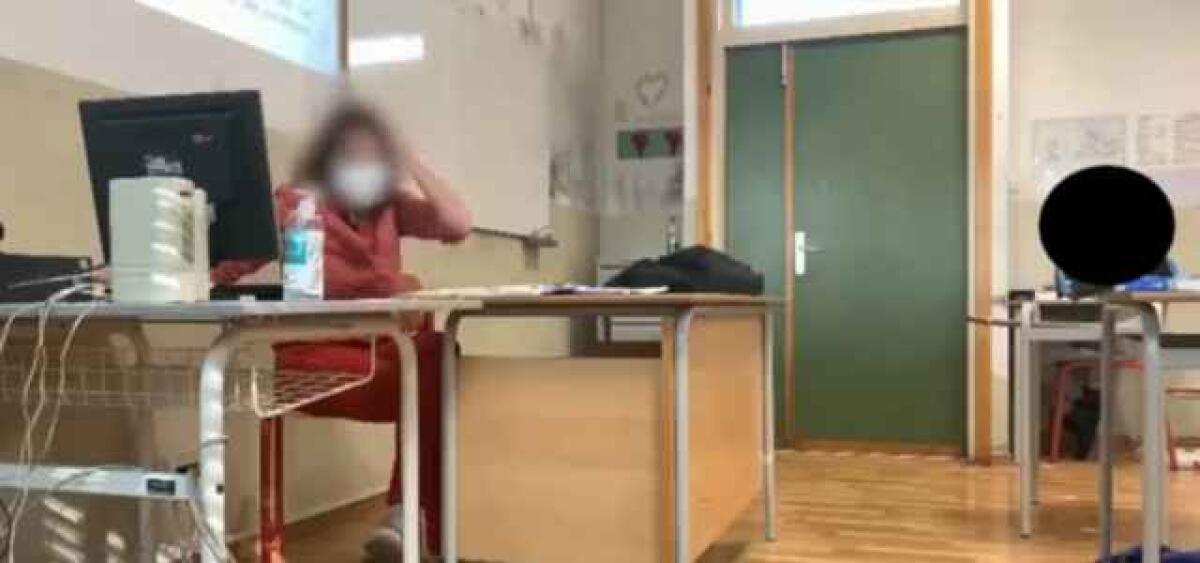 Escalation: prima o poi finirà male con gli alunni che sparano ai prof - 