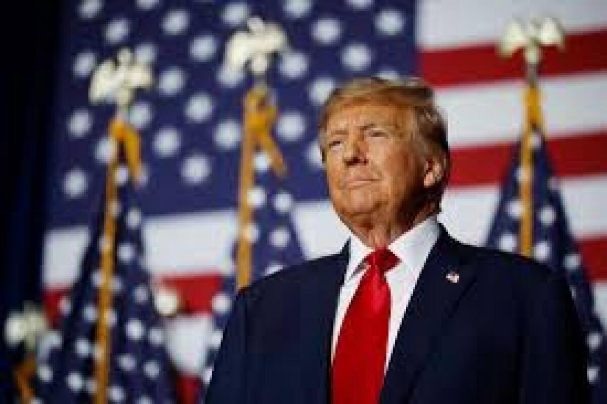 Trionfo di Trump alle primarie Repubblicane in Iowa: La sinistra in allarme -