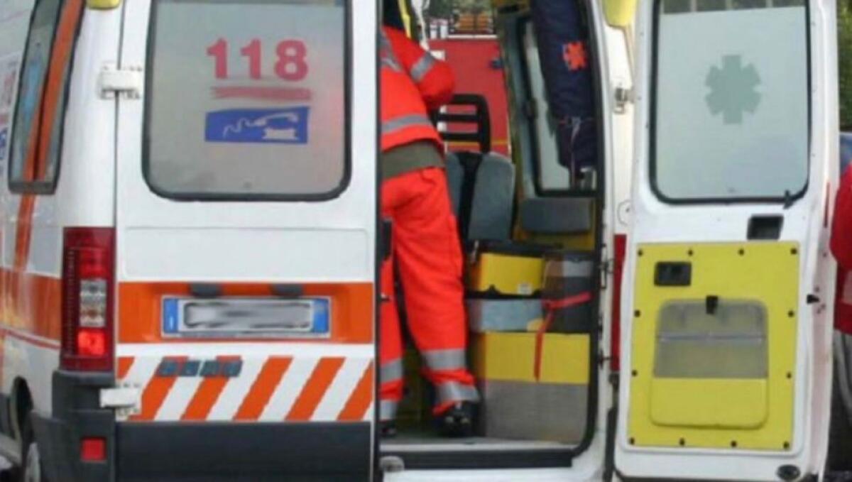 Tragedia a Cagliari: giovane 16enne ucciso da un'auto mentre va a scuola -