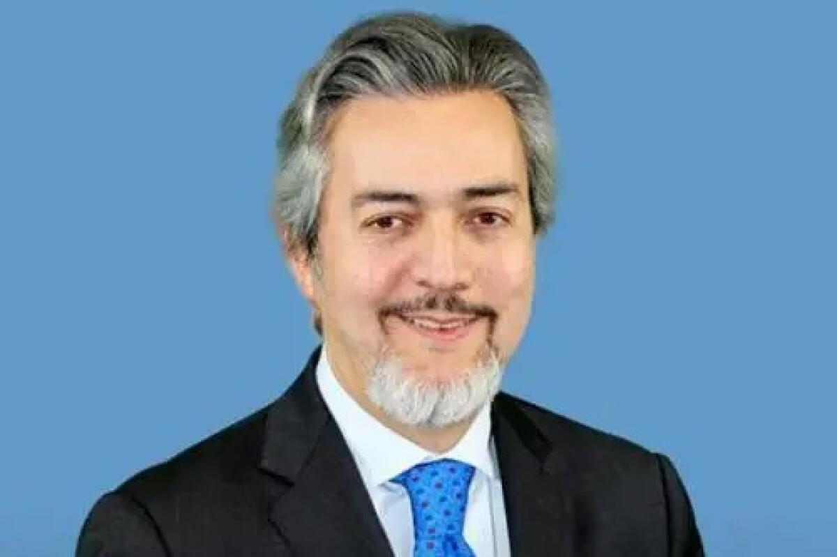 Sì al Ramadan, No alla benedizione pasquale: Il Preside del “Raffaele Sanzio” divide opinioni e scatena il dibattito politico -