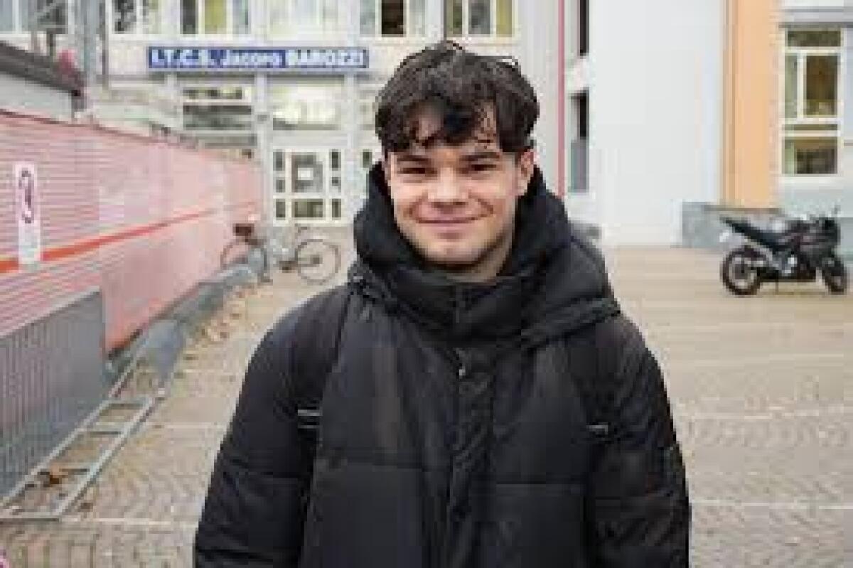 Revocata la Sospensione: Damiano studente modenese ritorna tra i banchi -