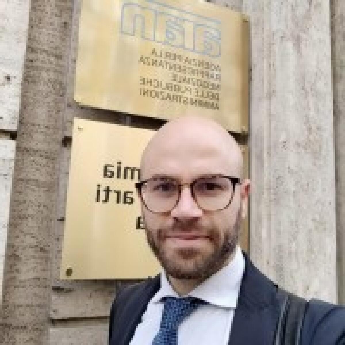 DSGA condannato a pagare 58mila euro: Direttori e segreterie scolastiche protestano contro la sentenza -