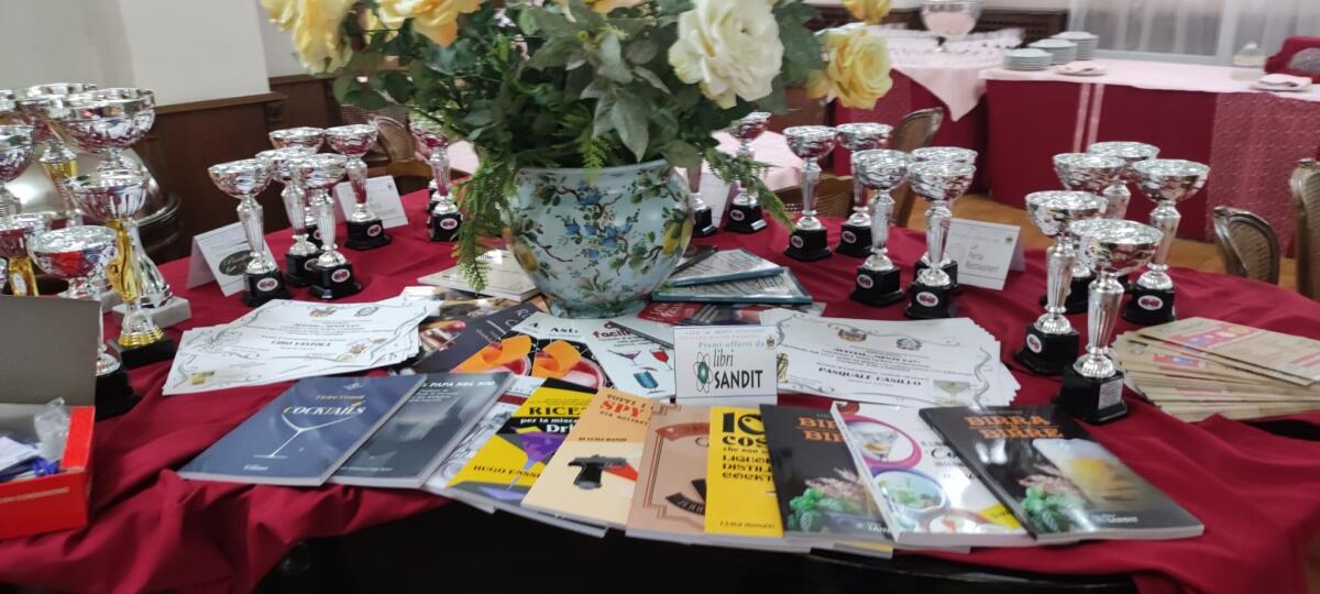 Special Food and Cocktails Competition presso l'Istituto "L. De Medici" di Ottaviano (NA) -