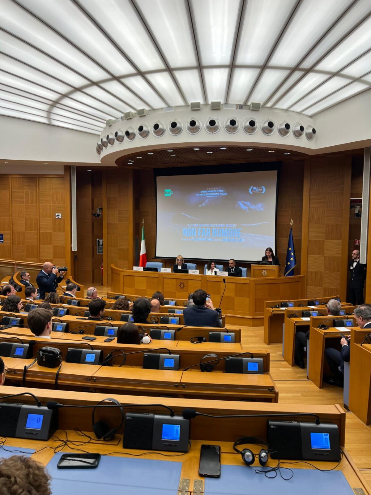 Camera, l’infanzia negata dei figli dei migranti italiani in Svizzera. Una storia ancora attuale - 