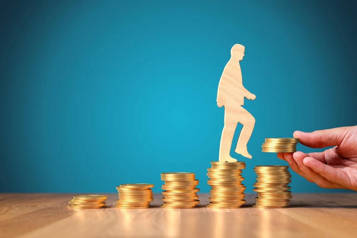 Question time di mercoledì 12 giugno: Valditara risponde su aumenti degli stipendi e concorso -