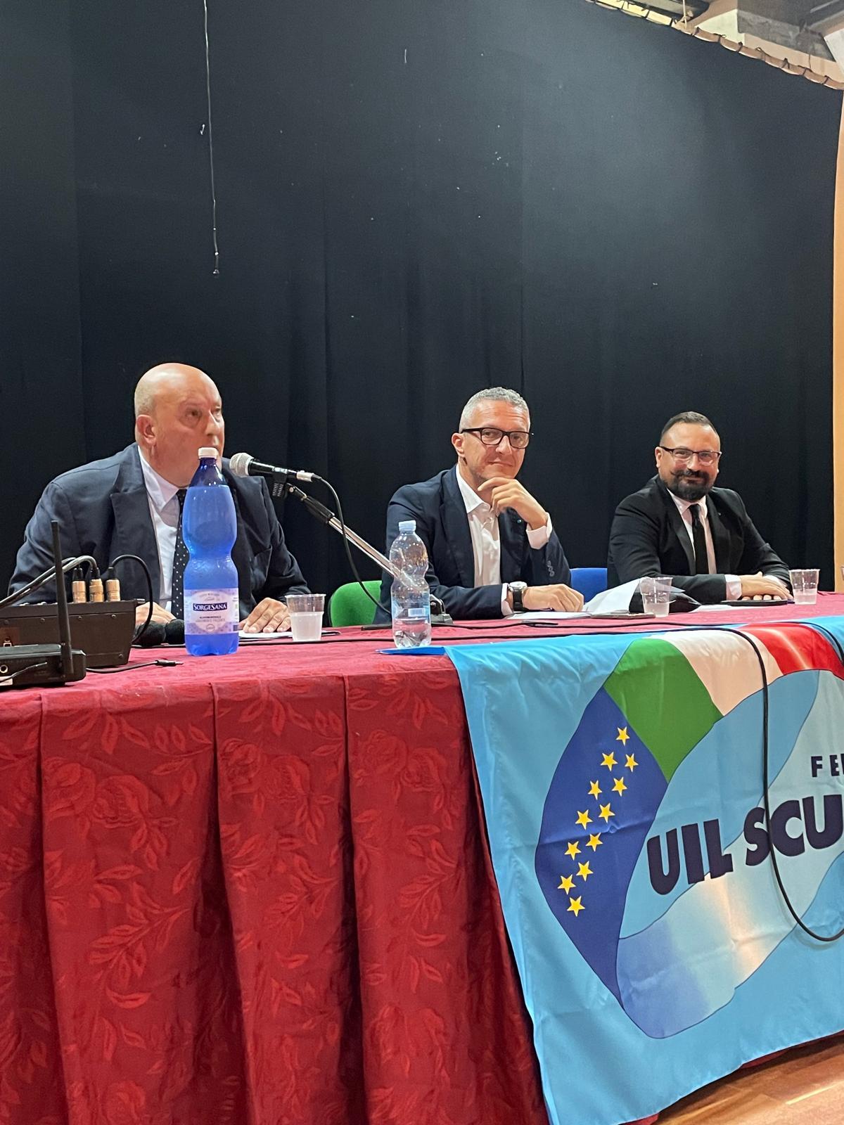 Convegno UIL Scuola Napoli, primo tassello per futuro ATA. Noi…DSGA “politica e sindacato” in ascolto -