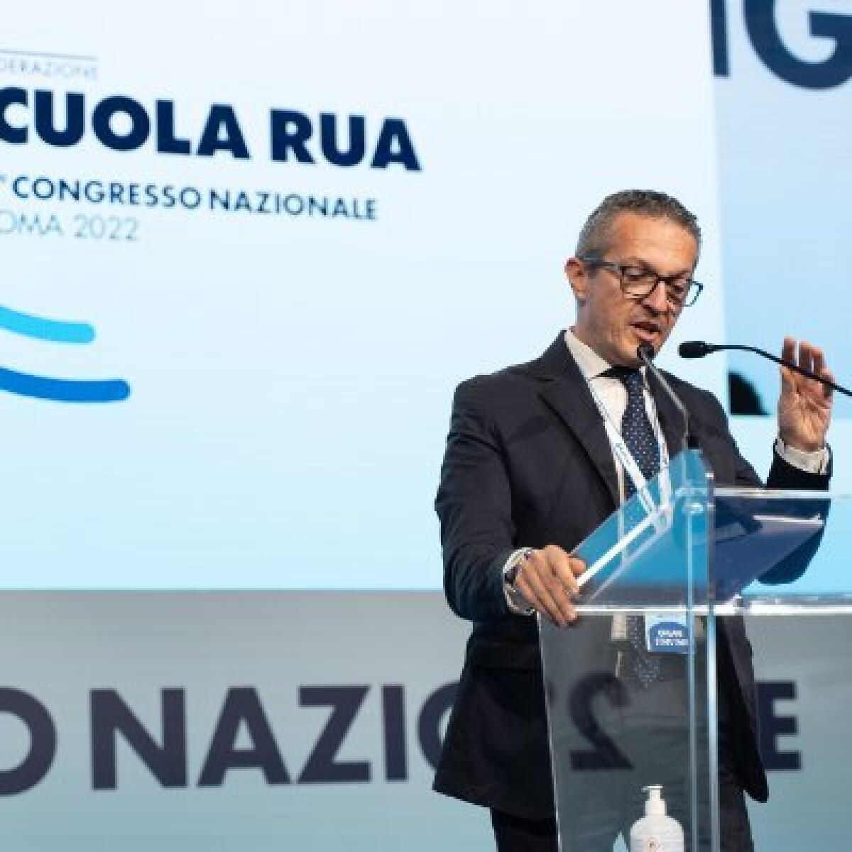 Anno nuovo, problemi vecchi: D’Aprile (UIL Scuola) la campanella suona con 200 mila docenti e 50 mila ATA supplenti, continuità didattica a rischio. -