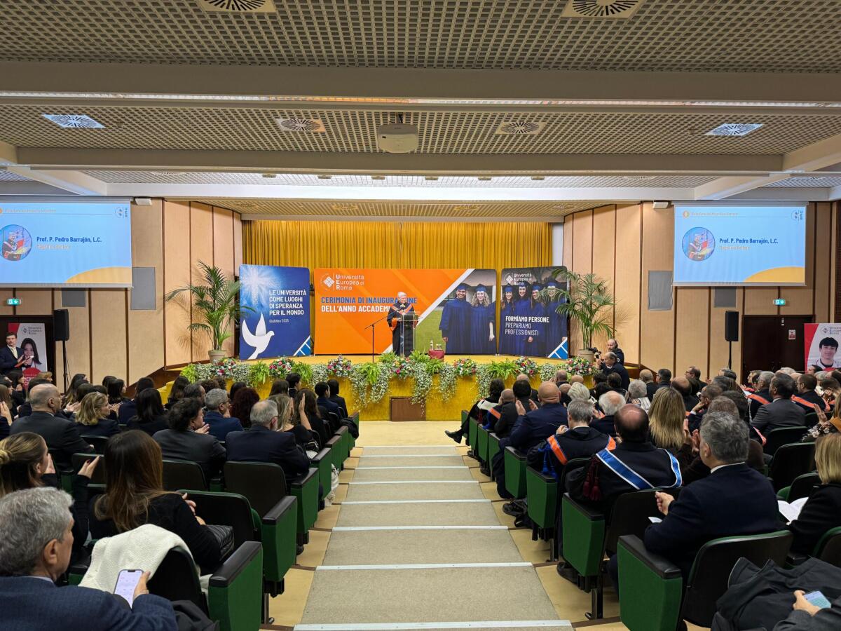 Università Europea di Roma - UER: Inaugurazione del nuovo anno accademico 2024/2025 alla presenza del Ministro della Salute Orazio Schillaci - 