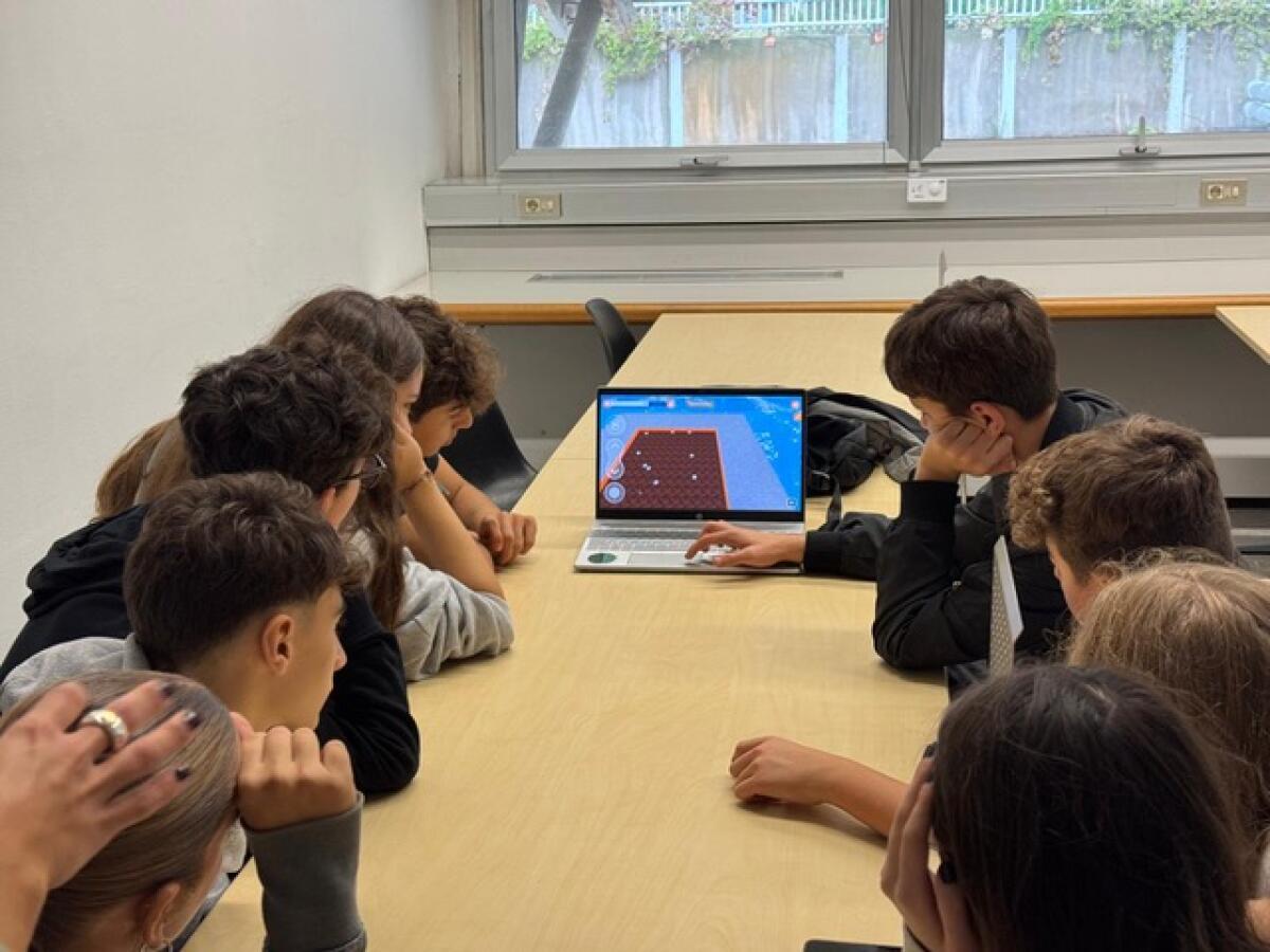 Continua con successo la sperimentazione per il progetto AI-LEAP - LEArning Personalization with AI and of AI (Personalizzazione dell’apprendimento dell’IA e con l’IA) -