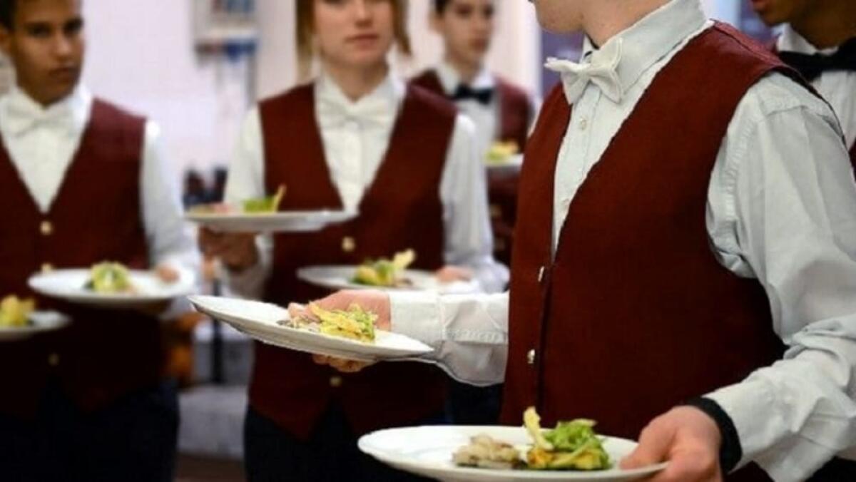 Ecco un approfondimento sulle normative e indicazioni riguardanti i laboratori di enogastronomia nelle scuole alberghiere -