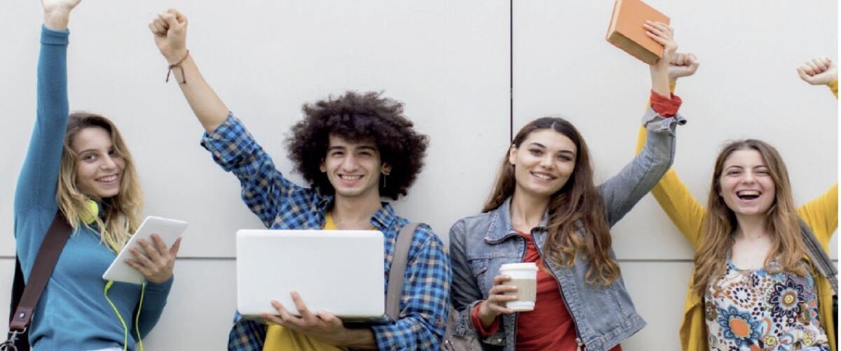Studio rapporto smartphone/social e rendimento scolastico. Correlazione causale? Nel report l'approccio e aperto, scientifico problematico -
