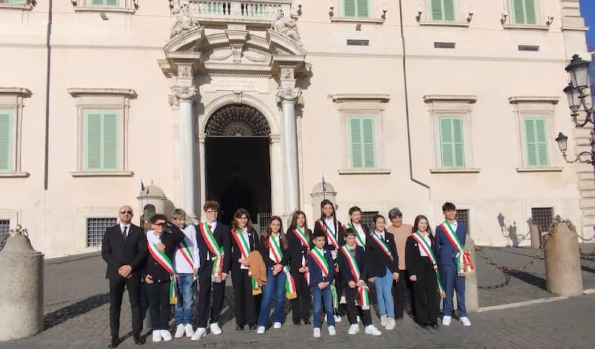 "Viaggio Istituzionale a Roma: I Sindaci dei Ragazzi della Rete CCdR di Varese tra Storia, Legalità e Cittadinanza" -