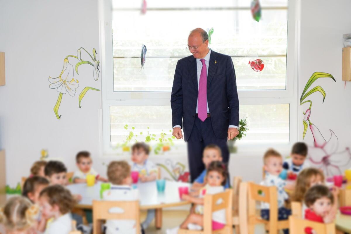 Asili nido, Valditara firma decreto per nuovo Piano di interventi: “Altri 800 milioni per gli asili nido. Ogni famiglia deve contare su un sistema educativo che supporti la crescita dei figli” -