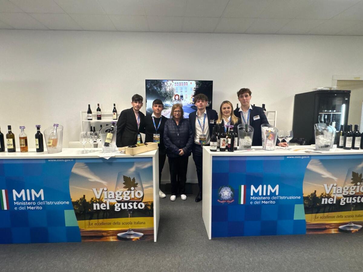 Vinitaly, Frassinetti (FdI): scuola contribuisce a crescita settore vinicolo -