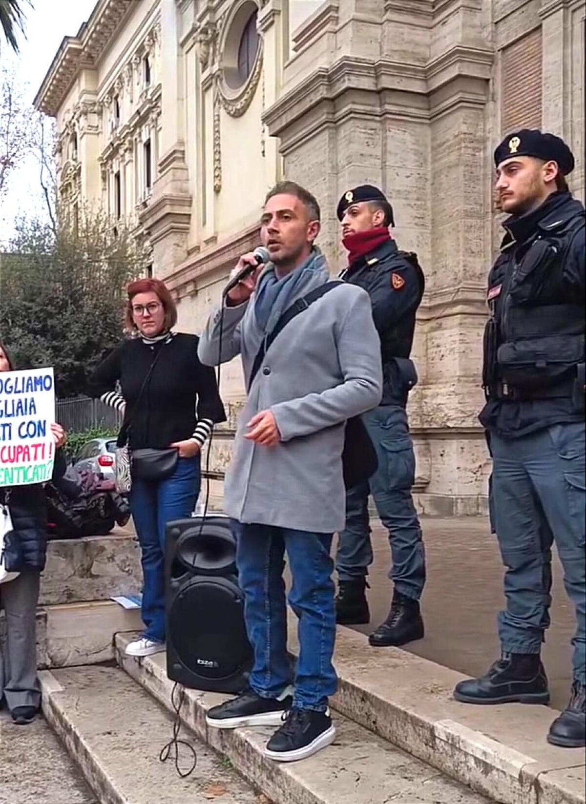 Alessio Golia (CDS) tende la mano a MIM e MUR: "Serve un tavolo congiunto per migliorare la formazione sul sostegno" -
