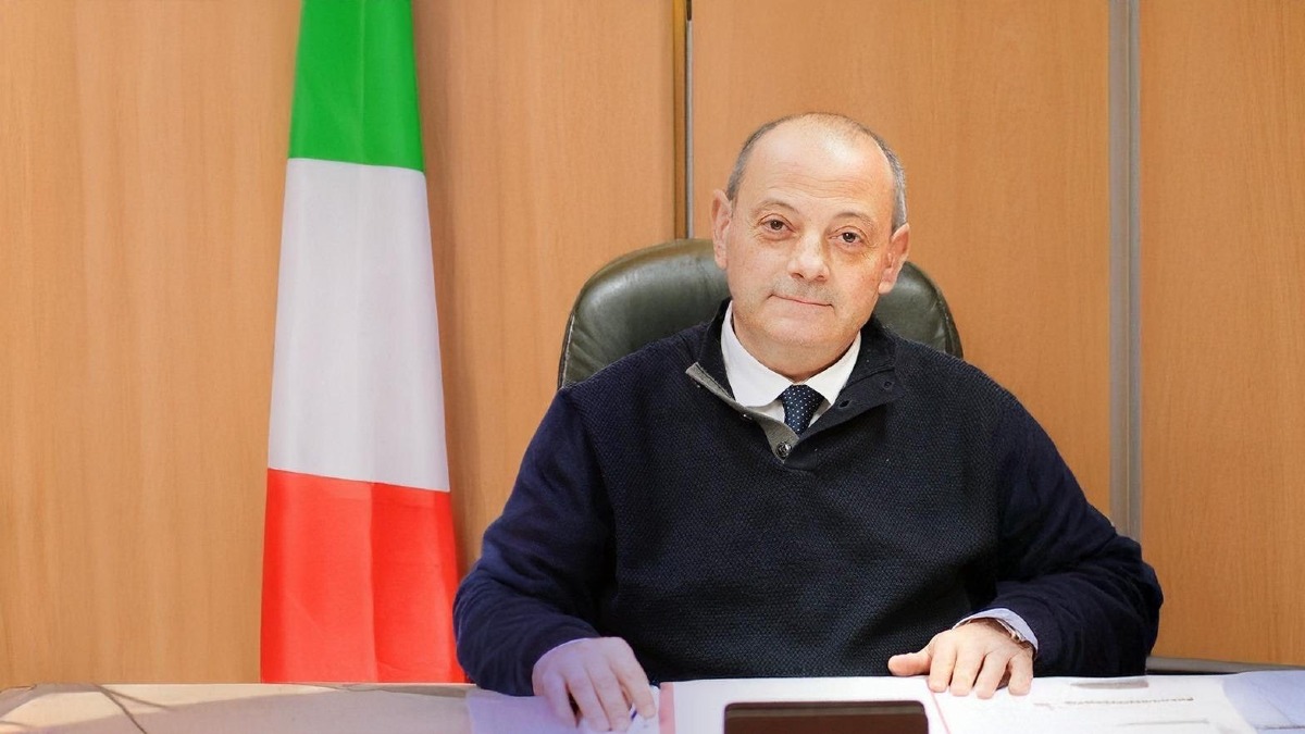 Proteste agli orali della maturità, don Vitiello (Istituto Valla): «Vanno bocciati, ma hanno ragione. Questo esame va cambiato» -