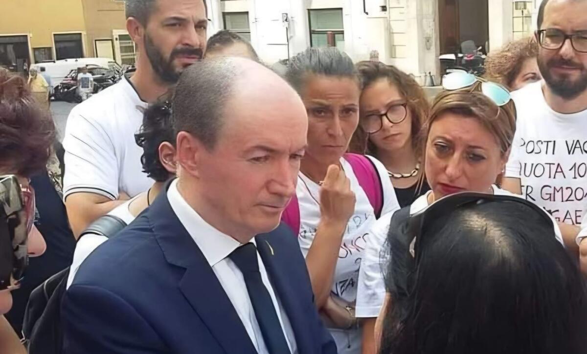 Scuola - Pittoni (Lega), ecco come abbattere la supplentite -