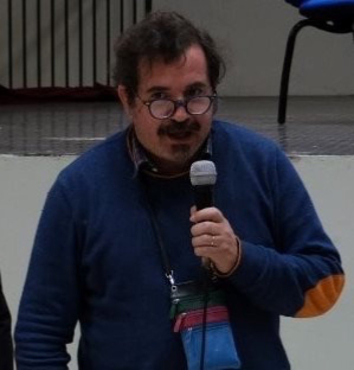 Gli studenti del Liceo “Lombardi Satriani” danno lezione di civiltà: “Un applauso sbagliato, quando l’ironia supera il rispetto” - 