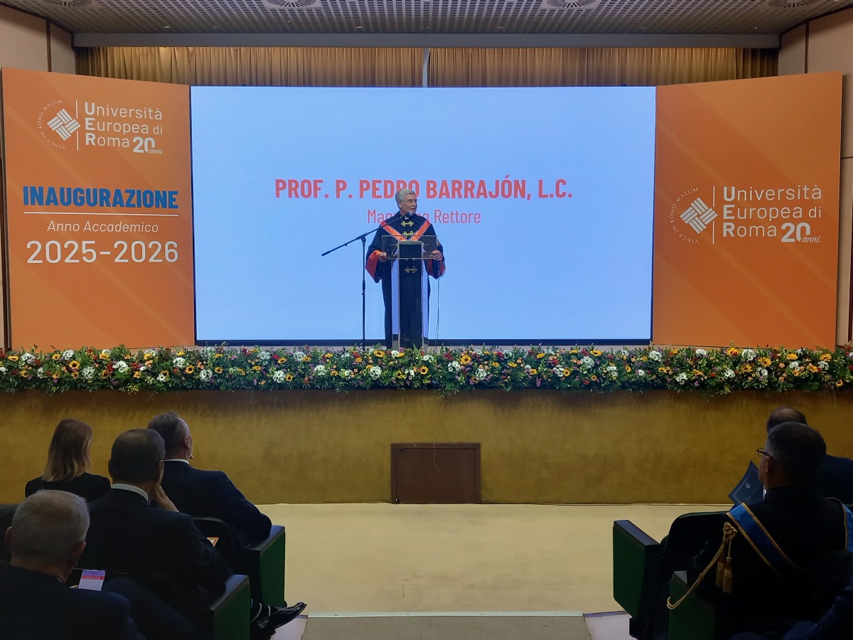 UER inaugura l’Anno Accademico 2025/26 e celebra i 20 anni dalla sua fondazione - 