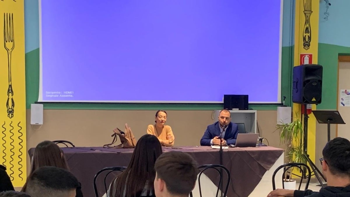 Formazione Scuola-Lavoro e Wedding Planning: un’esperienza orientativa e laboratoriale all’Istituto Alberghiero di Villamar - 