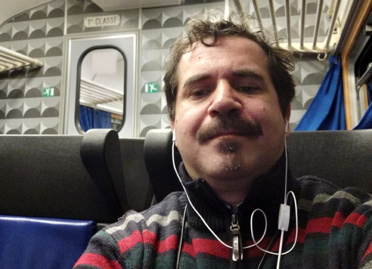 Inflazione, costo della vita e docenti fuori sede: i numeri di un'emergenza che mette a rischio la dignità del lavoro educativo - 