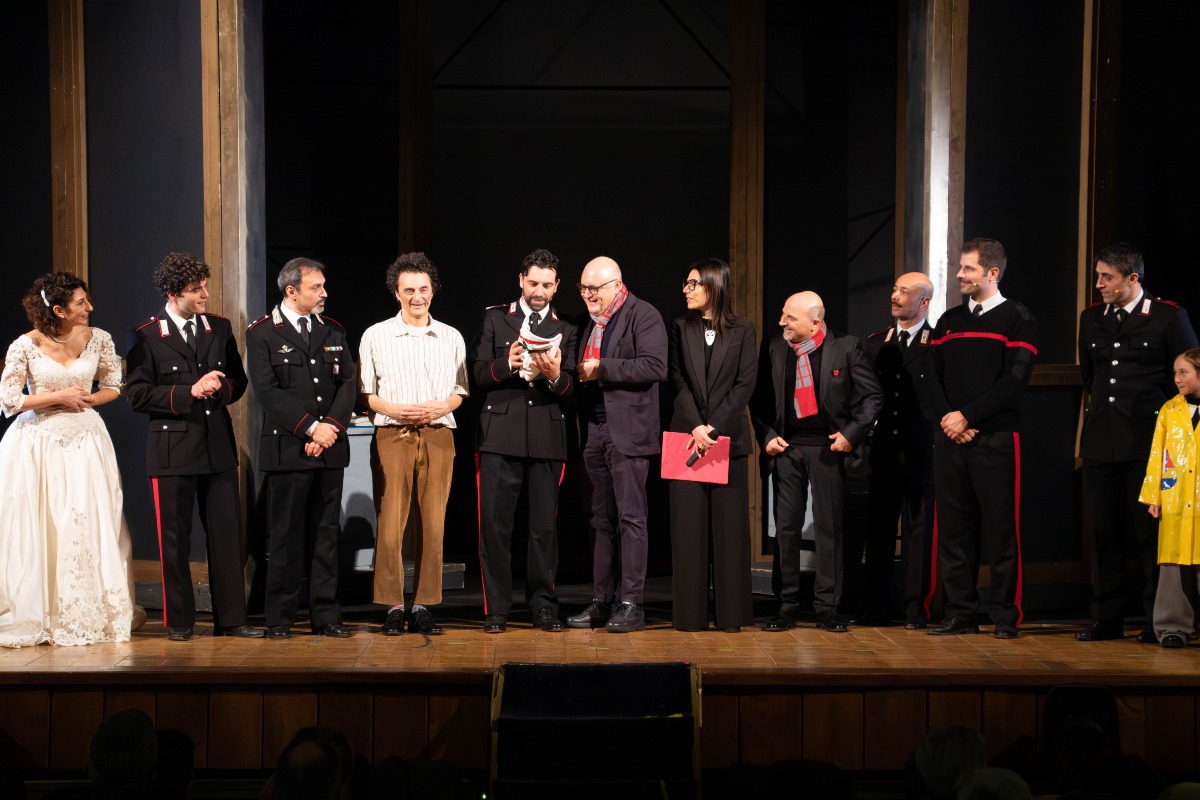 Standing ovation per "Minchia Signor Tenente" di Antonio Grosso   - 