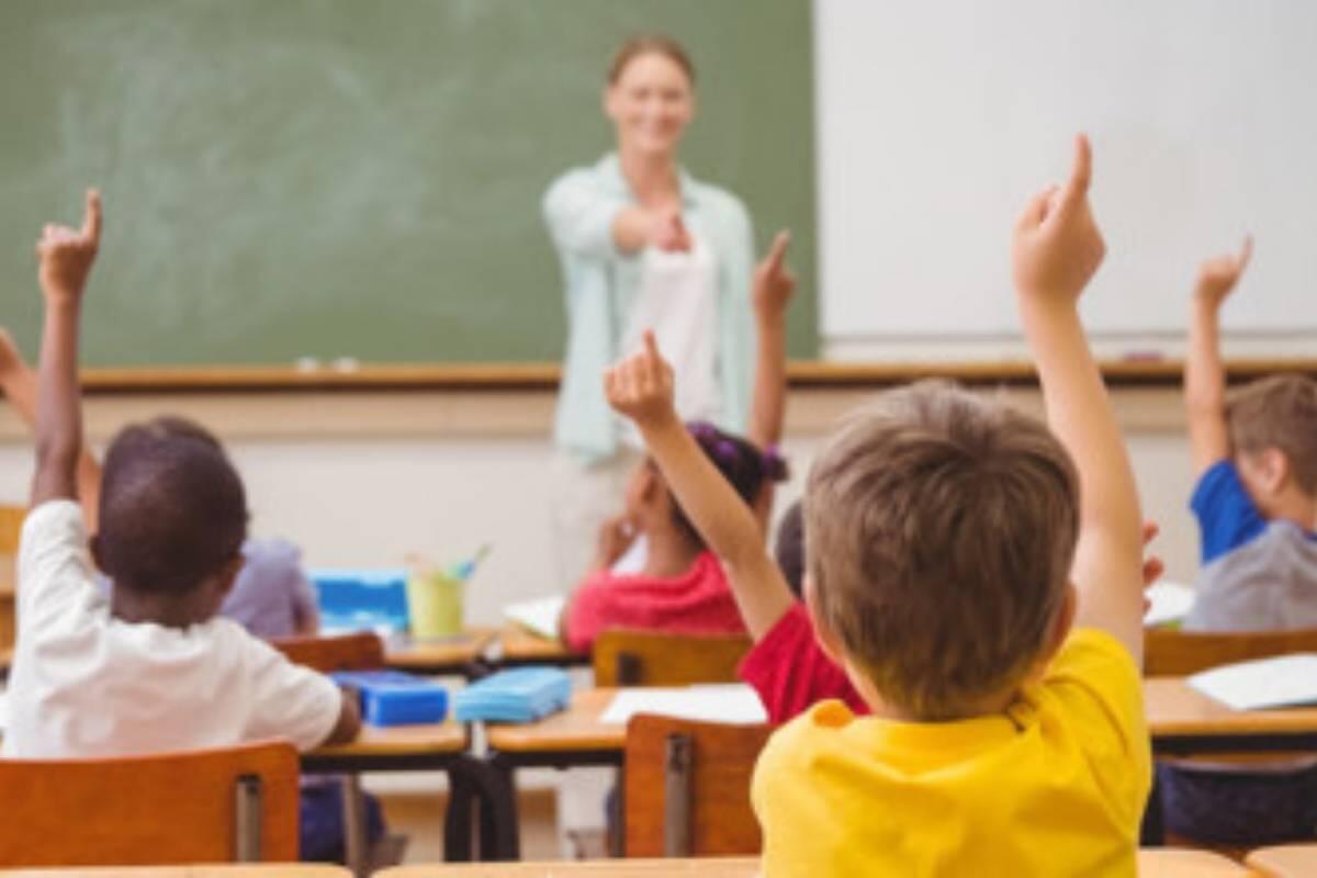 Il docente e la protezione dei minori. Il suo profilo di pubblico ufficiale e l’obbligo di denuncia - 