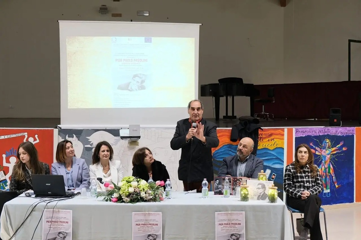 Pasolini tra memoria e attualità: al Liceo delle Scienze Umane di Mesoraca un incontro formativo tra letteratura, cinema e impegno civile - 