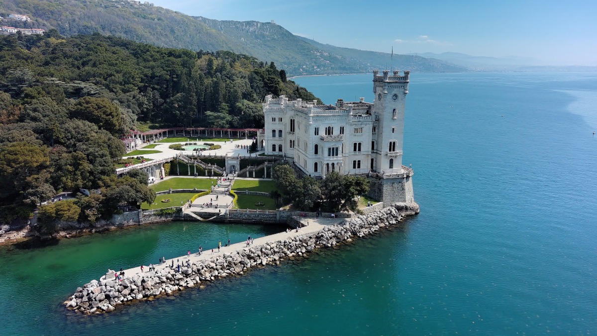Il Castello di Miramare dedica alle scuole un viaggio nell’Antico Egitto: attività educative in occasione della mostra “Una sfinge l’attrae” - 