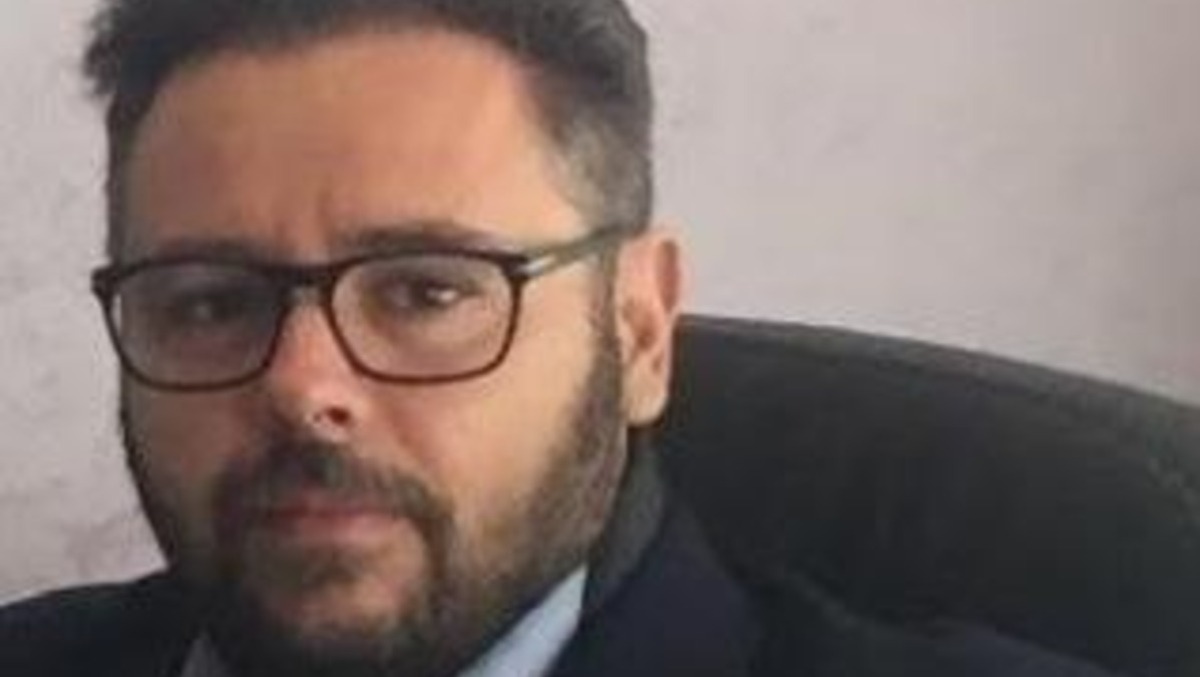 Cari aspiranti DS, liberiamoci dalle lobby e guardiamo all'interesse di tutti. - 