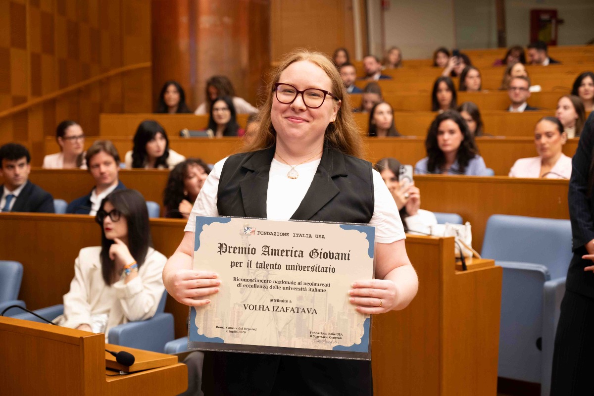 Una laureata UniCa riceve il Premio America Giovani - 
