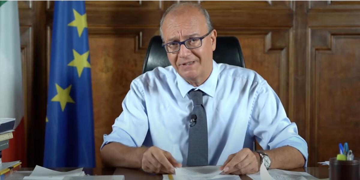 Scuole, Valditara stanzia 20 milioni per condizionatori e sistemi di raffrescamento - Giuseppe Valditara